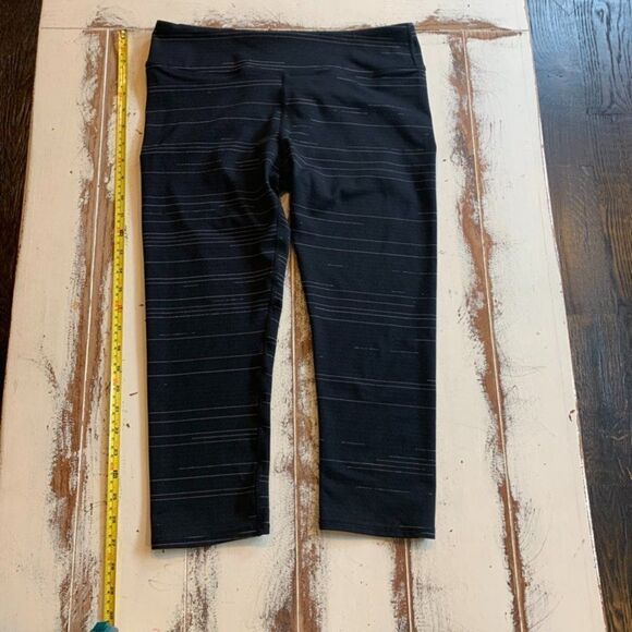 Fabletics Legging  - Picture 1 of 5